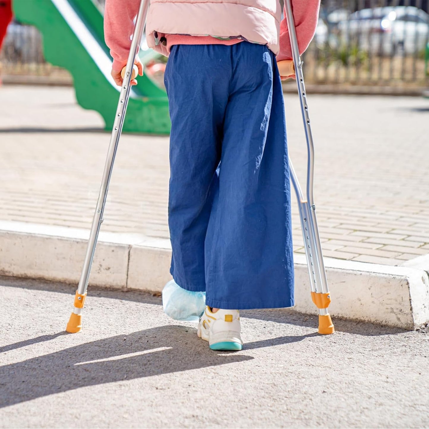 Call to care - Aluminum Crutches light-weight Besaki Pair